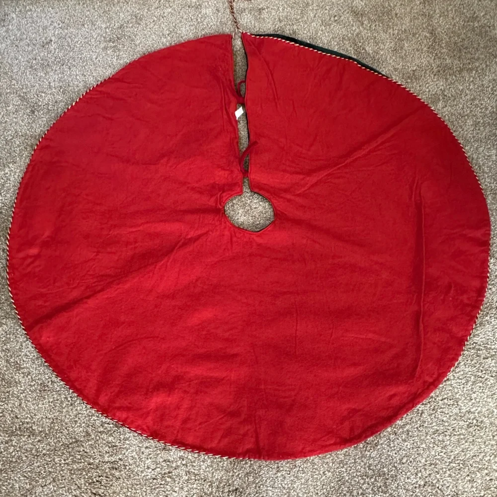 🎄VTG Red, Green & Gold Snowflake Design Round Christmas Tree Skirt 50" - Picture 8 of 12